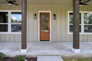 207 Waipahoehoe Dr, Bastrop, TX 78602 - Photo 6