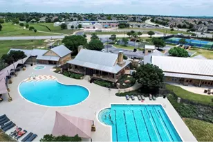 20201 Mustang Island Cir, Pflugerville, TX 78660 - Photo 18