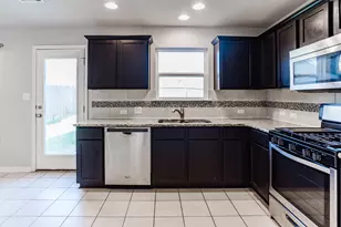 114 Gambel Oak Way, San Marcos, TX 78666 - Photo 14