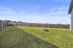 2200 Forgetmenot Ln, Pflugerville, TX 78660 - Photo 32