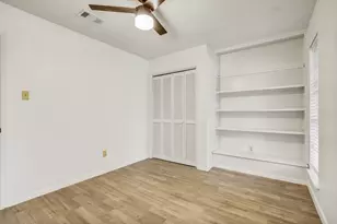 9913 Oak Hollow Dr, Austin, TX 78758 - Photo 26