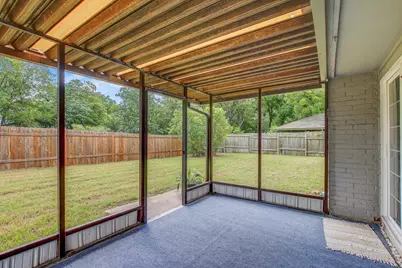 9913 Oak Hollow Drive, Austin, TX 78758 - Photo 32