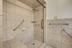 9913 Oak Hollow Dr, Austin, TX 78758 - Photo 24