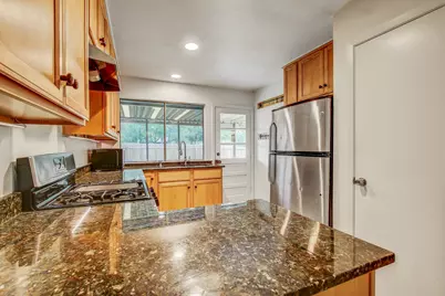 9913 Oak Hollow Drive, Austin, TX 78758 - Photo 14