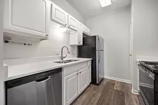 12166 Metric Blvd, Austin, TX 78758 - Photo 10