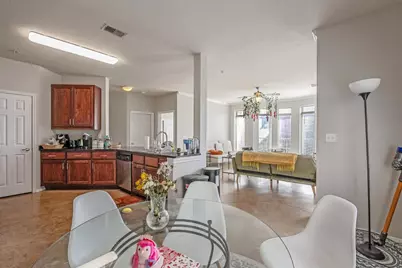 910 W 25th Street #406, Austin, TX 78705 - Photo 4