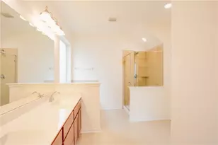 112 Rebel Red Rd, Liberty Hill, TX 78642 - Photo 16