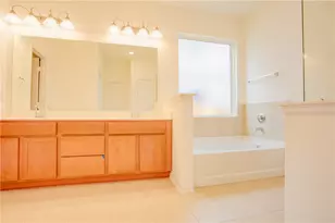 112 Rebel Red Rd, Liberty Hill, TX 78642 - Photo 14