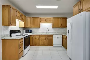 13 Oaks Pl, Lago Vista, TX 78645 - Photo 18