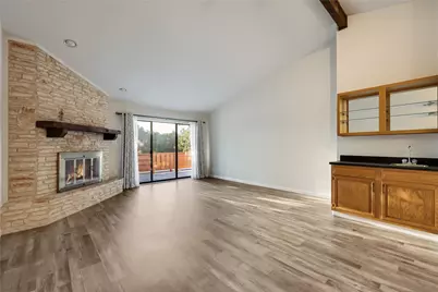 13 Oaks Place, Lago Vista, TX 78645 - Photo 8