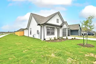 132 Sweetwater Crk Ln, Hutto, TX 78634 - Photo 2