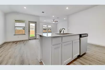 132 Sweetwater Creek Lane, Hutto, TX 78634 - Photo 12