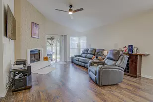 2801 Norfolk Dr, Austin, TX 78745 - Photo 2