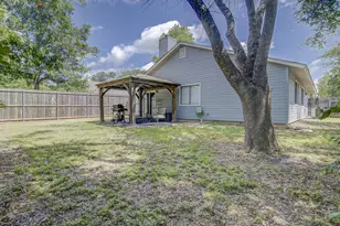2801 Norfolk Dr, Austin, TX 78745 - Photo 14