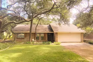 158 Augusta Dr, Wimberley, TX 78676 - Photo 2