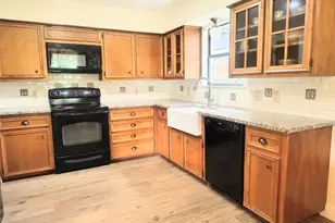 158 Augusta Dr, Wimberley, TX 78676 - Photo 10
