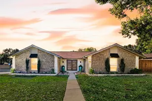 2403 N Shields Dr, Austin, TX 78727 - Photo 2