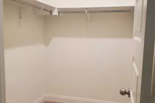 313 Los Cobos Ln, Georgetown, TX 78626 - Photo 8