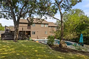 5601 Barker Ridge Dr, Austin, TX 78759 - Photo 28