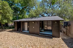 503 E Live Oak St, Austin, TX 78704 - Photo 20