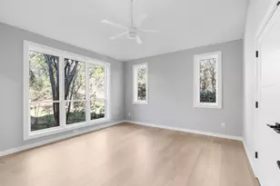 701 Furlong Dr, Austin, TX 78746 - Photo 24