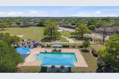 1801 Brentwood Drive, Leander, TX 78641 - Photo 32