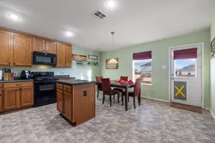 102 Camellia Dr, Hutto, TX 78634 - Photo 12