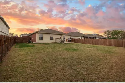 102 Camellia Drive, Hutto, TX 78634 - Photo 30