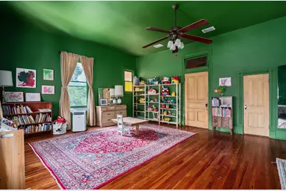 124 N Hamilton Street, Gonzales, TX 78629 - Photo 20