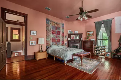 124 N Hamilton Street, Gonzales, TX 78629 - Photo 22