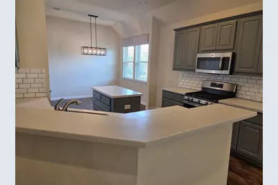 2832 Coral Valley Drive, Leander, TX 78641 - Photo 10