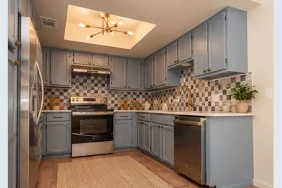 7203 Coronado Circle, Austin, TX 78752 - Photo 4