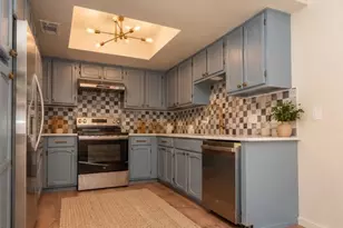7203 Coronado Cir, Austin, TX 78752 - Photo 4