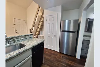 2313 Longview Street #205, Austin, TX 78705 - Photo 4