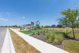 2115 Windflower Ln, Luling, TX 78648 - Photo 10