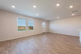 2115 Windflower Ln, Luling, TX 78648 - Photo 14