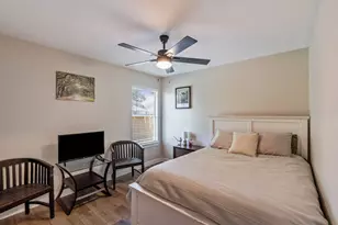 113 Hanstrom Dr, Hutto, TX 78634 - Photo 20
