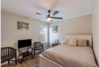 113 Hanstrom Drive, Hutto, TX 78634 - Photo 20