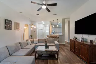 113 Hanstrom Dr, Hutto, TX 78634 - Photo 4