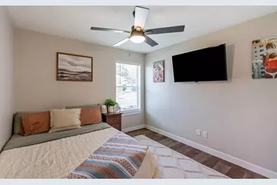113 Hanstrom Drive, Hutto, TX 78634 - Photo 18