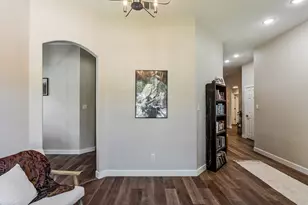 113 Hanstrom Dr, Hutto, TX 78634 - Photo 24