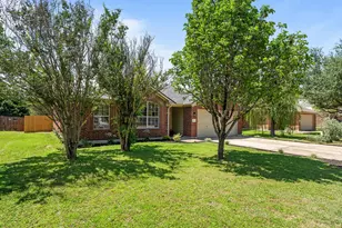 113 Hanstrom Dr, Hutto, TX 78634 - Photo 32