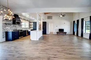 4165 Pin Oak Rd, Muldoon, TX 78949 - Photo 14