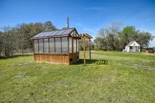 4165 Pin Oak Rd, Muldoon, TX 78949 - Photo 40