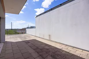 2301 S 5th St, Austin, TX 78704 - Photo 30