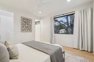 1114 Mariposa Dr, Austin, TX 78704 - Photo 10