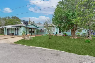 914 6th Street, Blanco, TX 78606 - Photo 4