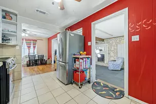 914 6th St, Blanco, TX 78606 - Photo 12
