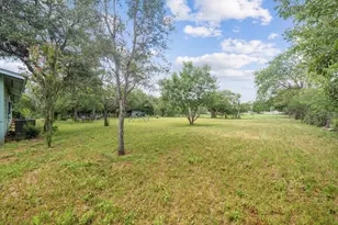 914 6th St, Blanco, TX 78606 - Photo 32