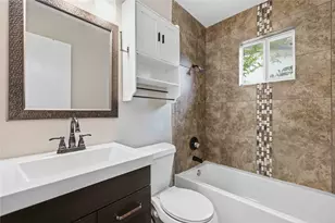 4502 Turnstone Dr, Austin, TX 78744 - Photo 26
